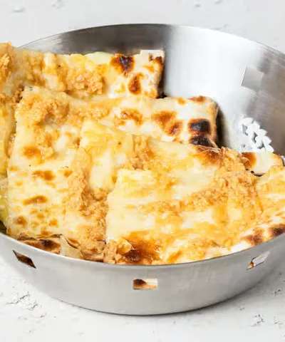 Cheese & Garlic Naan